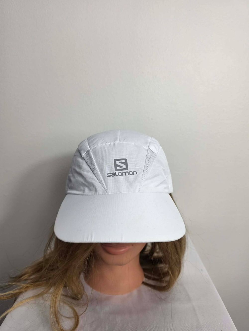 Salomon White Performance Running Cap